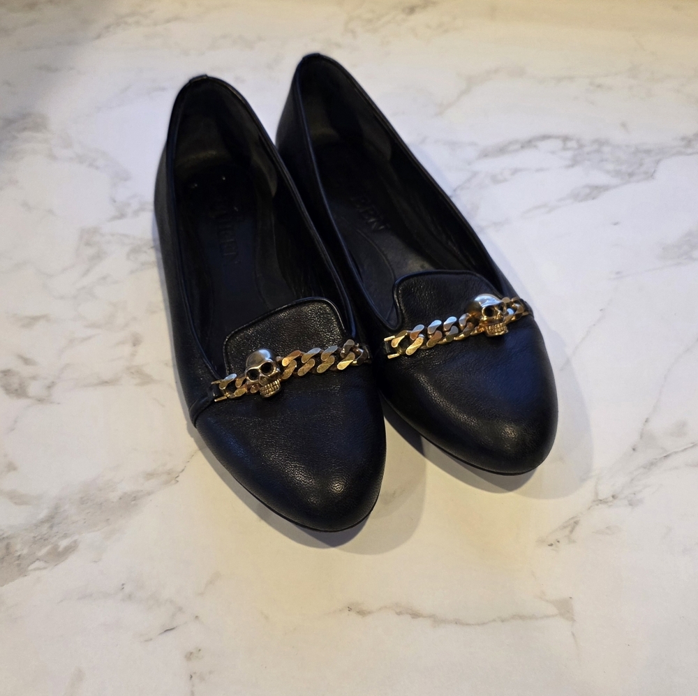Alexander McQueen Black Leather Loafers with Gold Skull Detail
